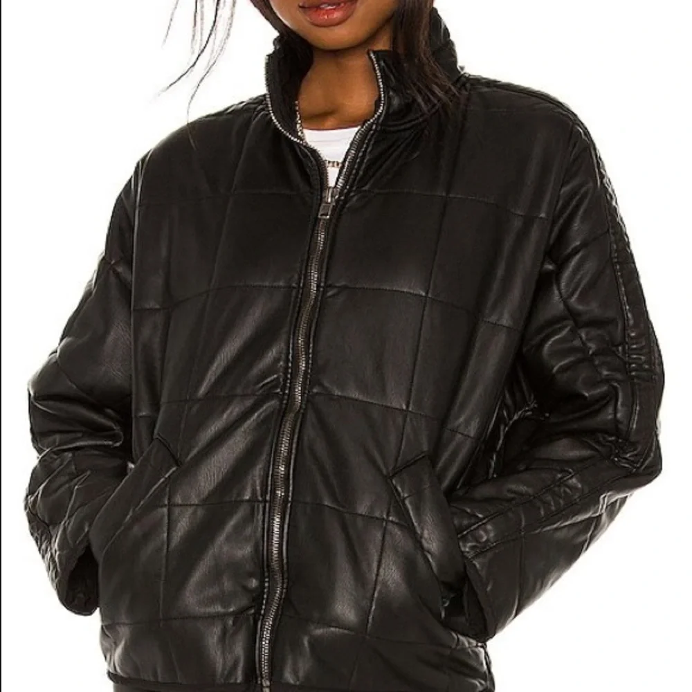 𝓯𝓹 🖤 FREE PEOPLE DOLMAN LEATHER COAT SMALL - Picture 4 of 10